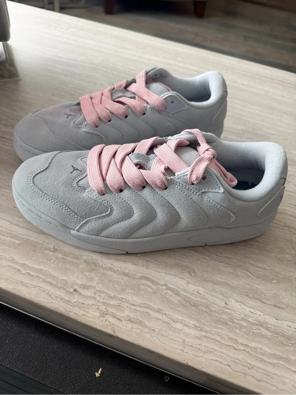 Jordan Light Gray Suede Sneakers with Pink Laces